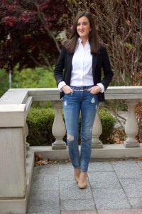 ripped-jeans-with-blazer-and-blouse